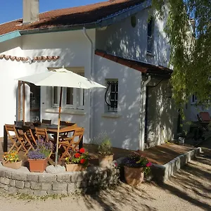 Le Saule Reveur Bed & Breakfast Die